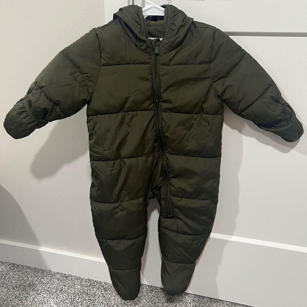 Old Navy Bunting Suit 6-12 months